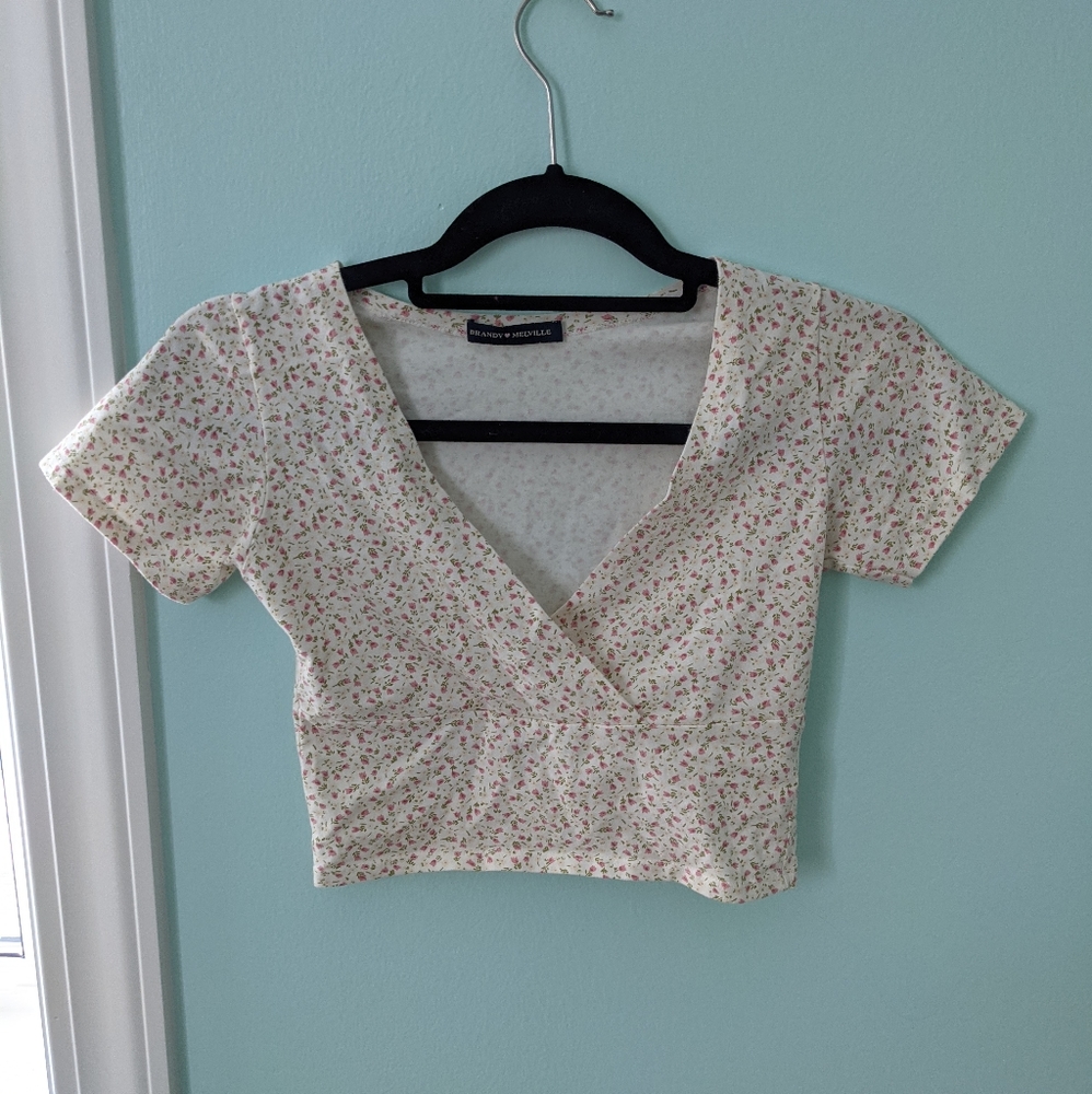 amara crop top